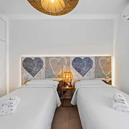 Nerea Villa *